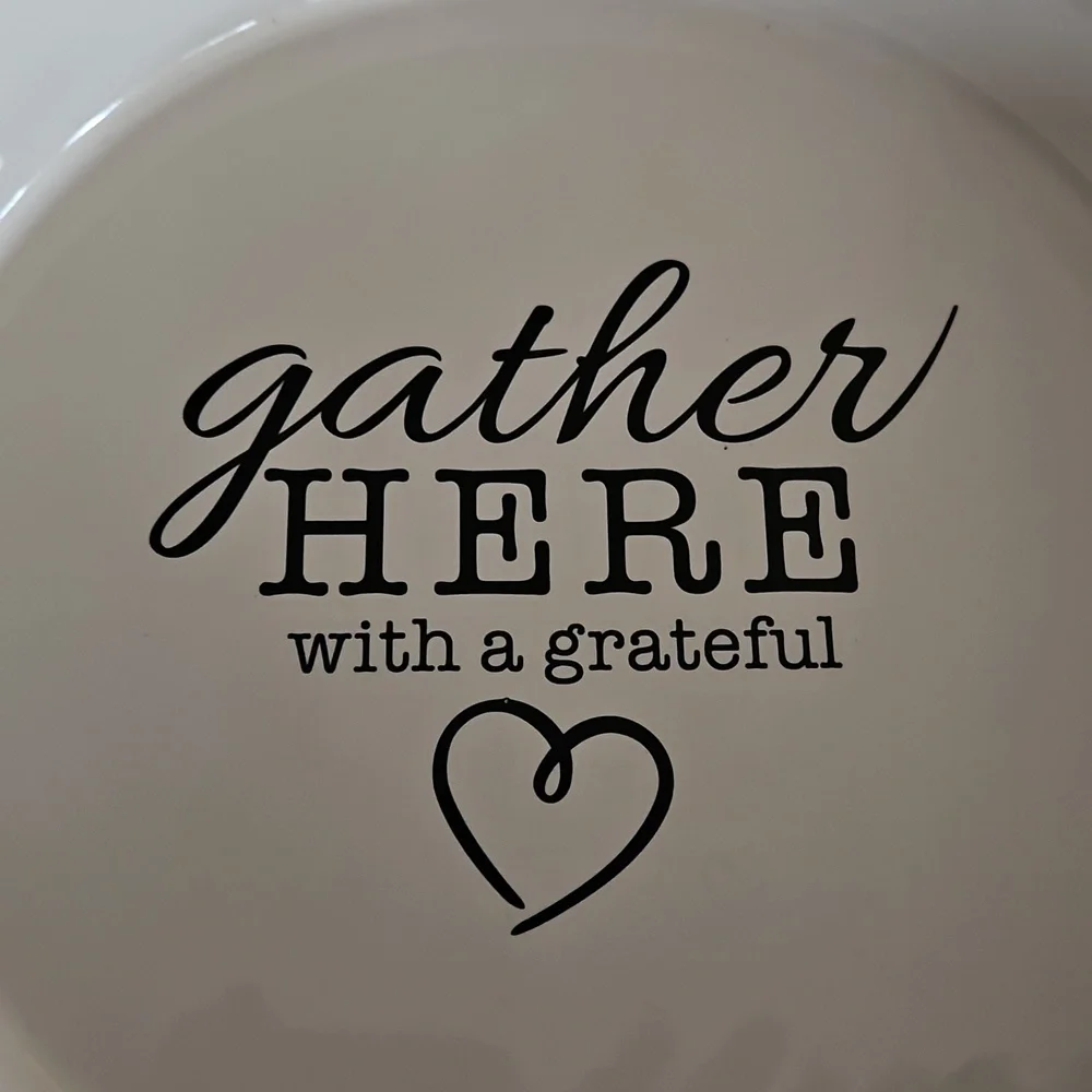 Ceramic Pie Dish Says Gather Here With A Grateful Heart NEW